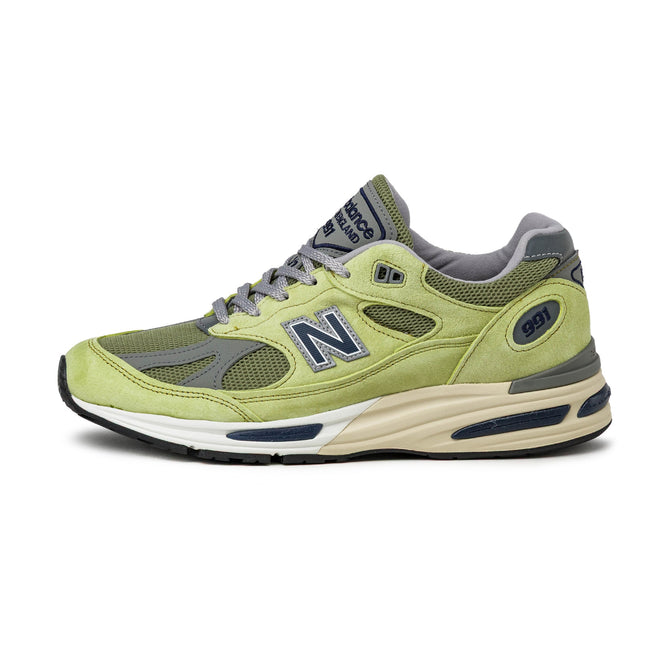 New Balance 991 v2 *Made in England* Hover Image
