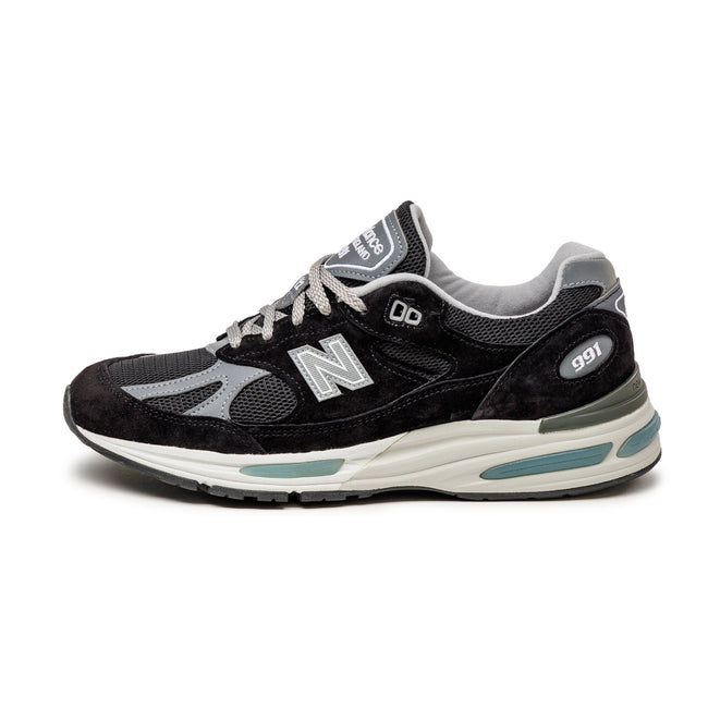 New Balance 991 v2 *Made in England* Hover Image