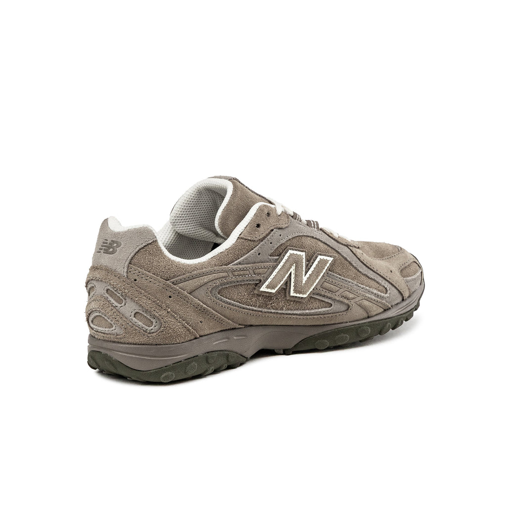New Balance 204L