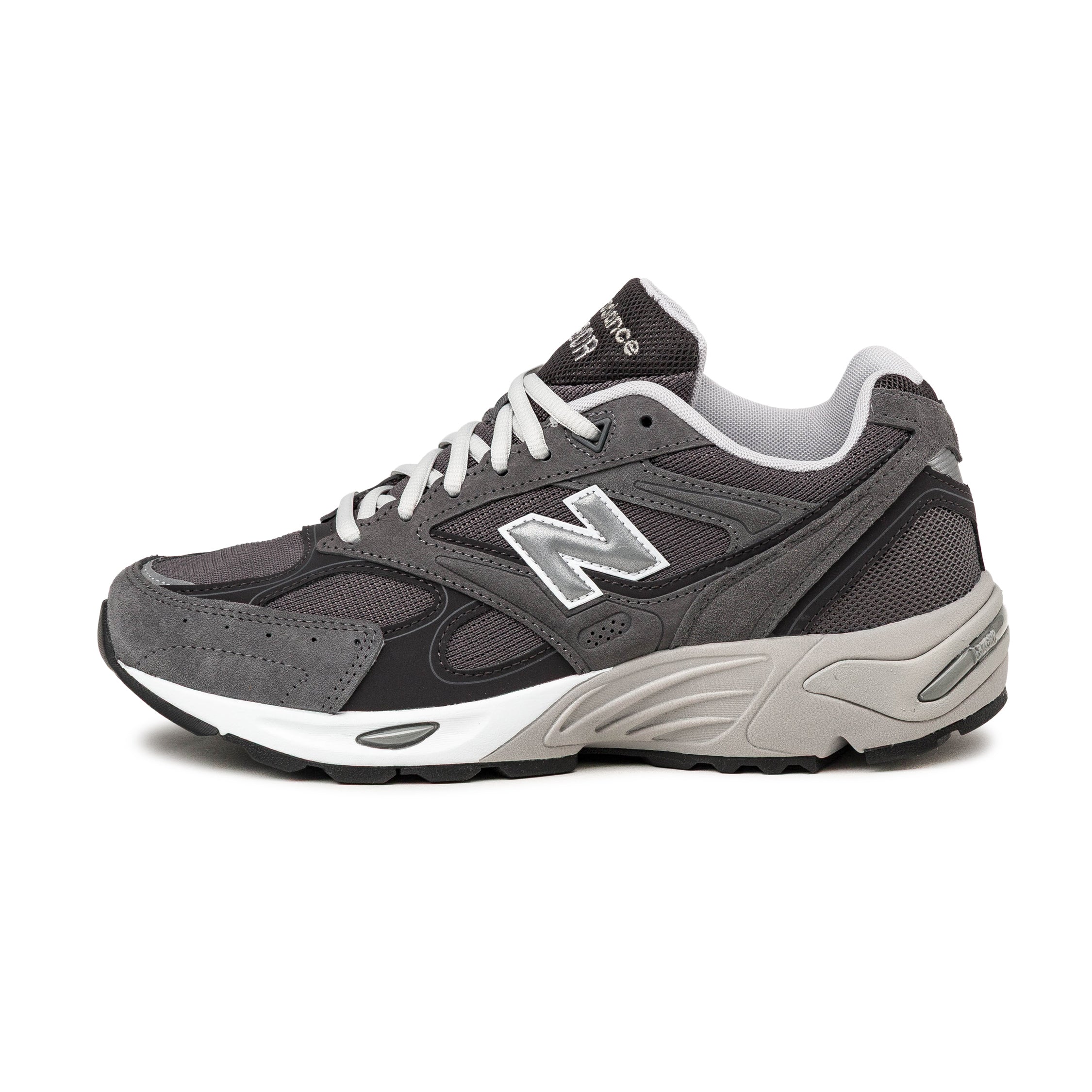 New Balance 880R