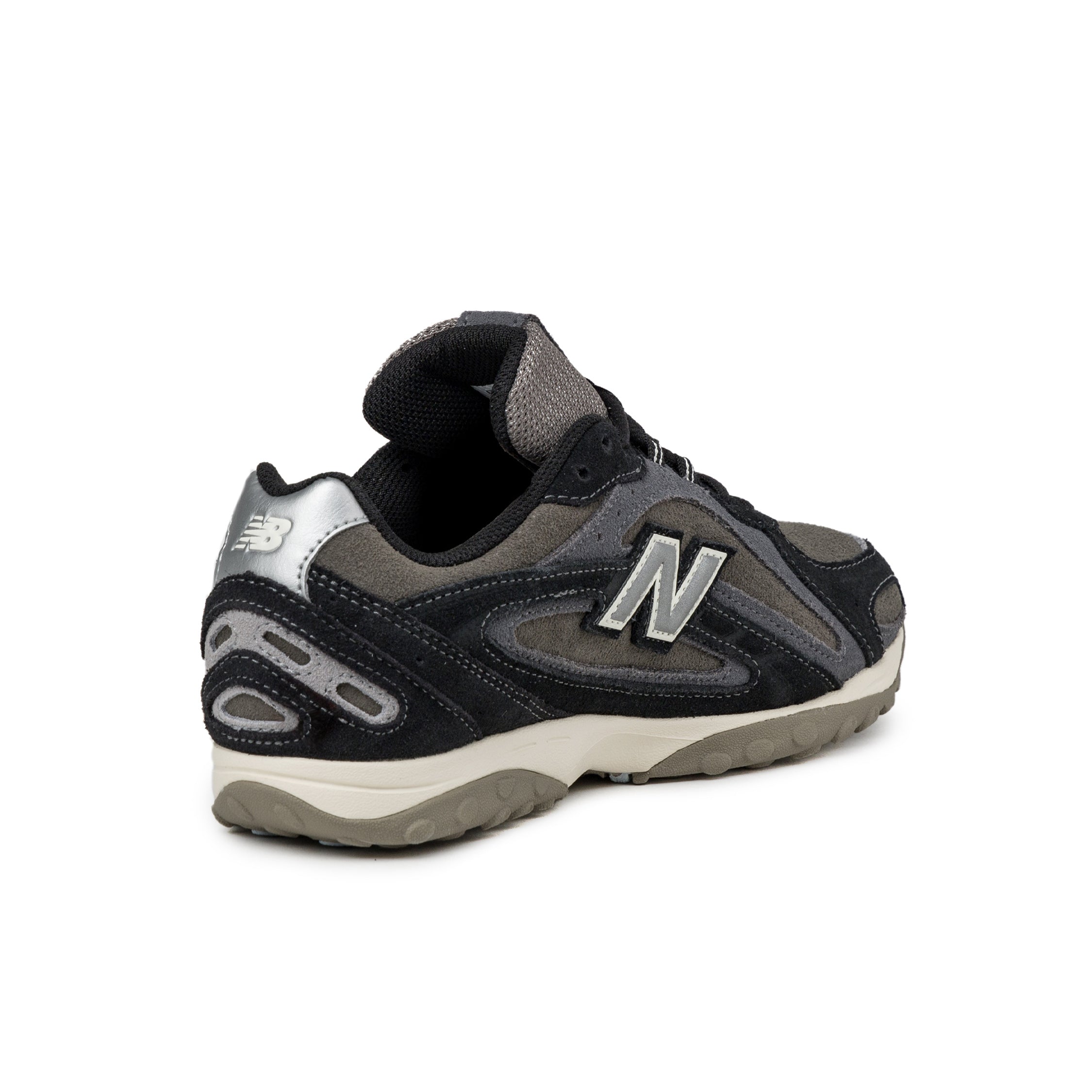 New Balance 204L