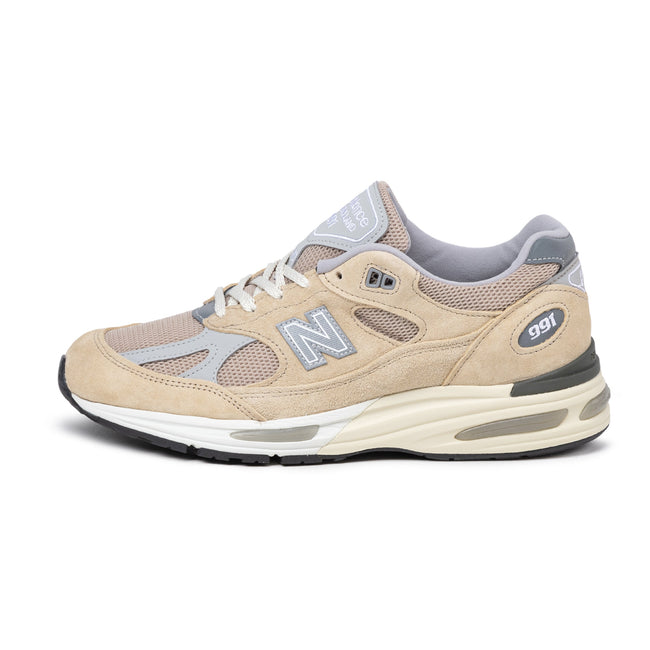 New Balance 991 v2 *Made in England* Hover Image