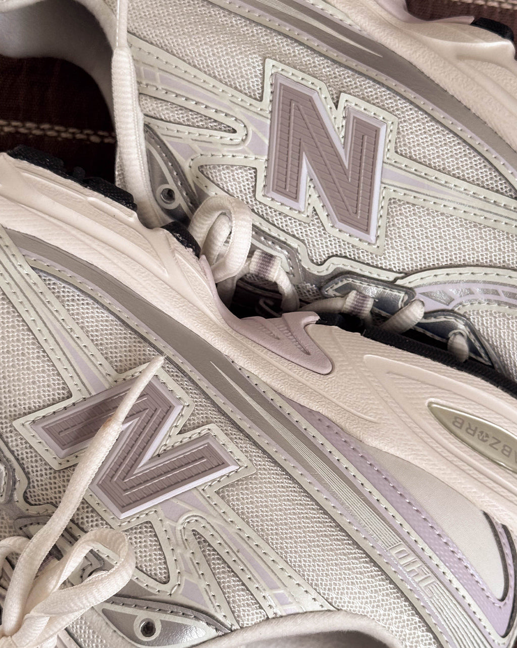 New Balance 740