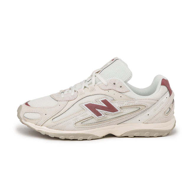 New Balance 204L Hover Image