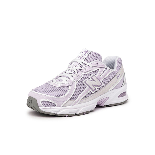New Balance 740 Main Image