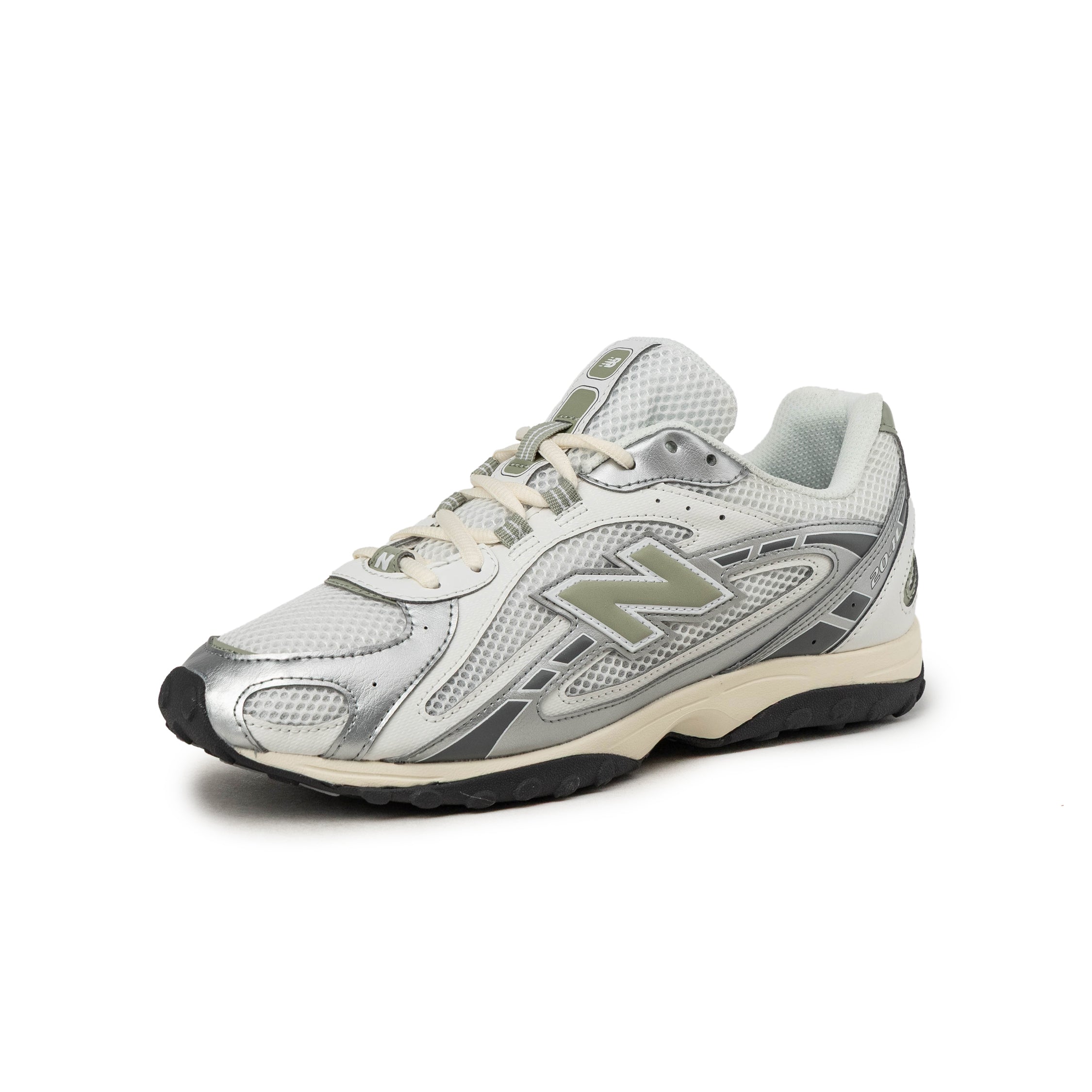 New Balance 204L