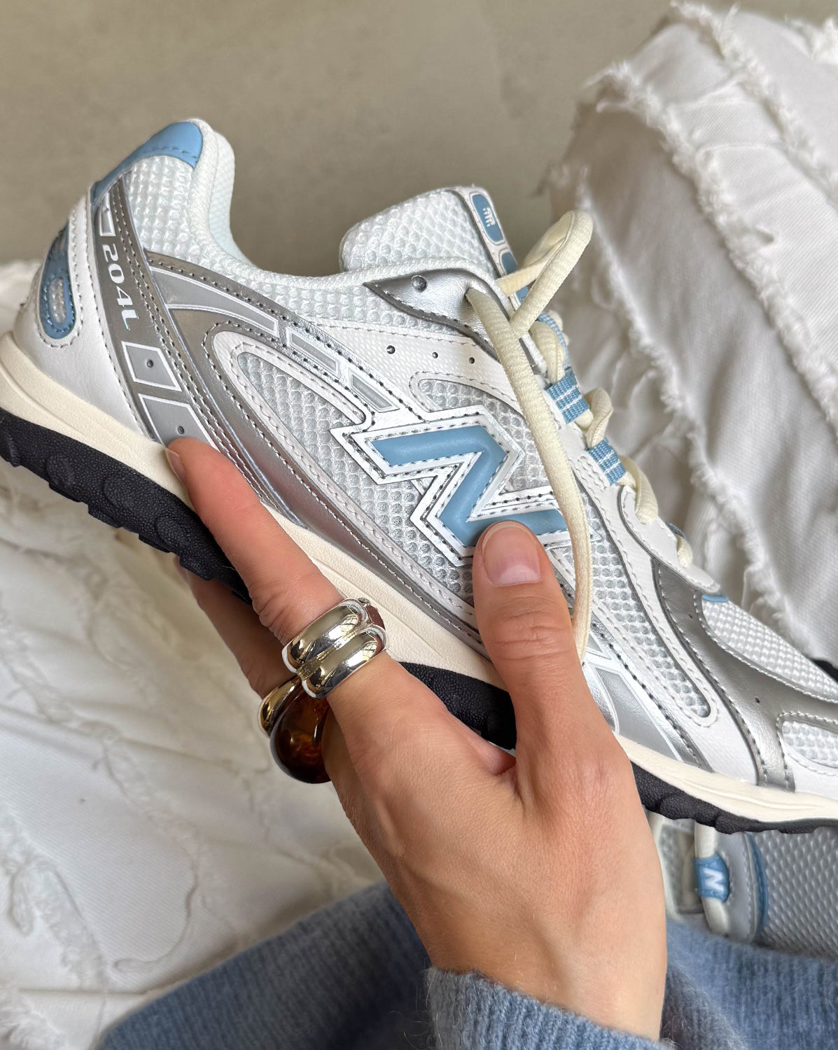 New Balance 204L