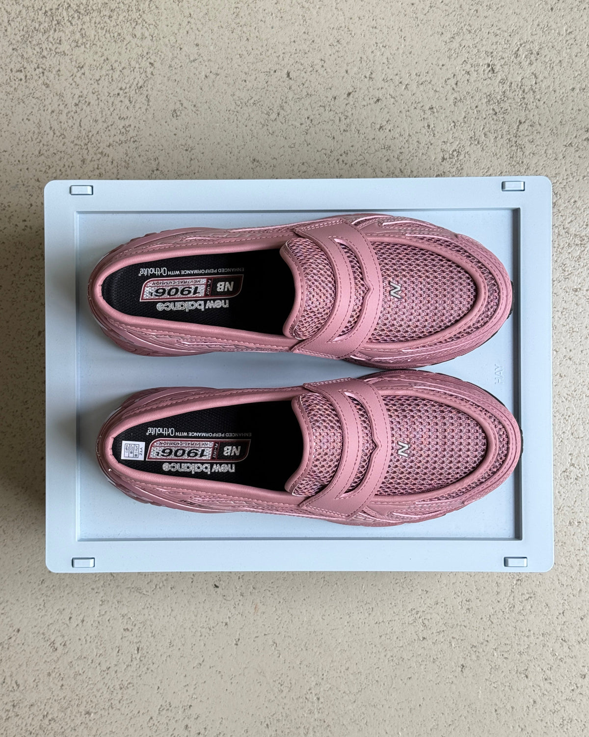 New Balance 1906L
