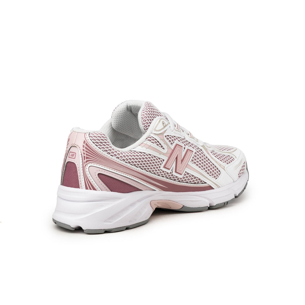 New Balance 740