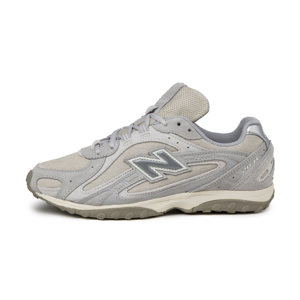 New Balance 204L