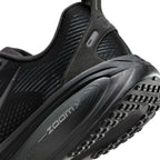 Nike Mens Vomero 18 Shoes