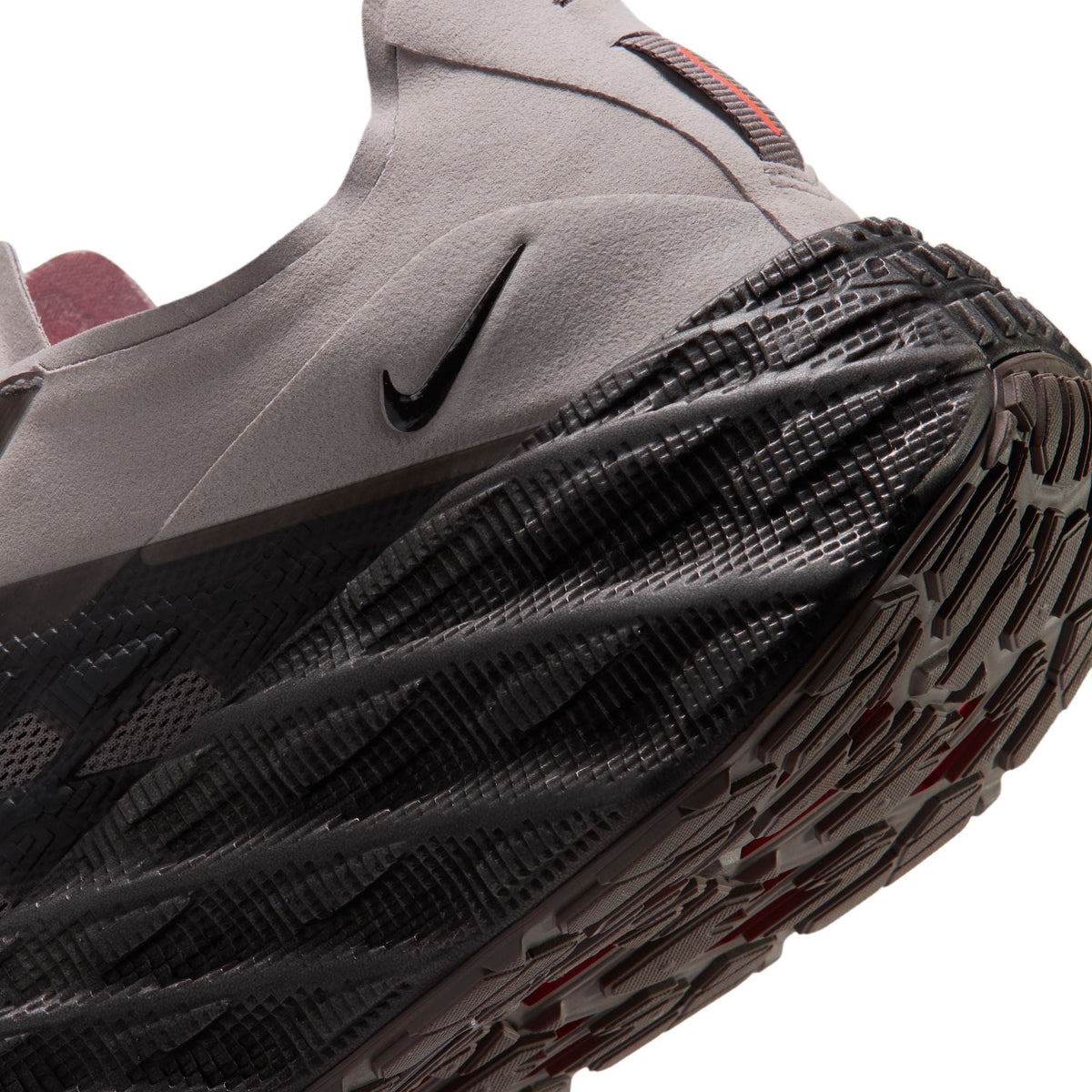 Nike Mens Ava Edge Shoes