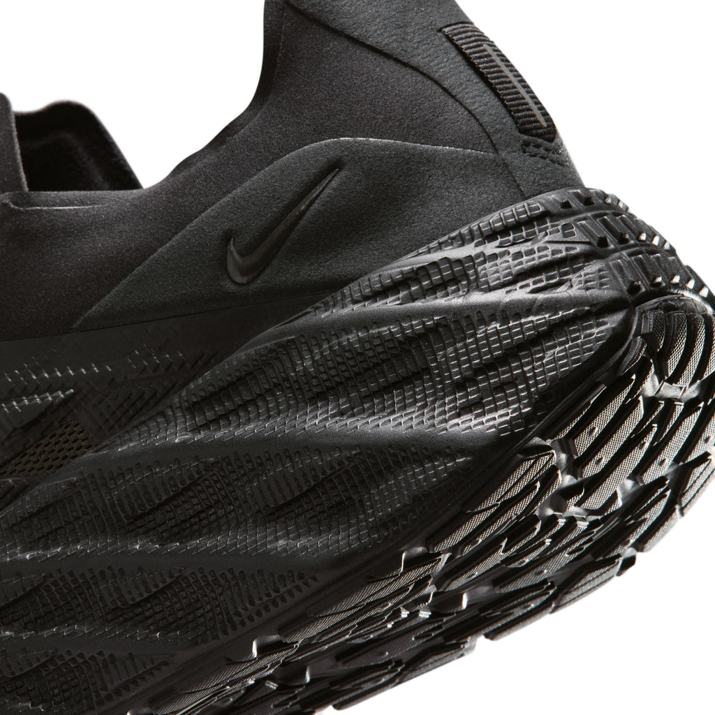 Nike Mens Ava Edge Shoes