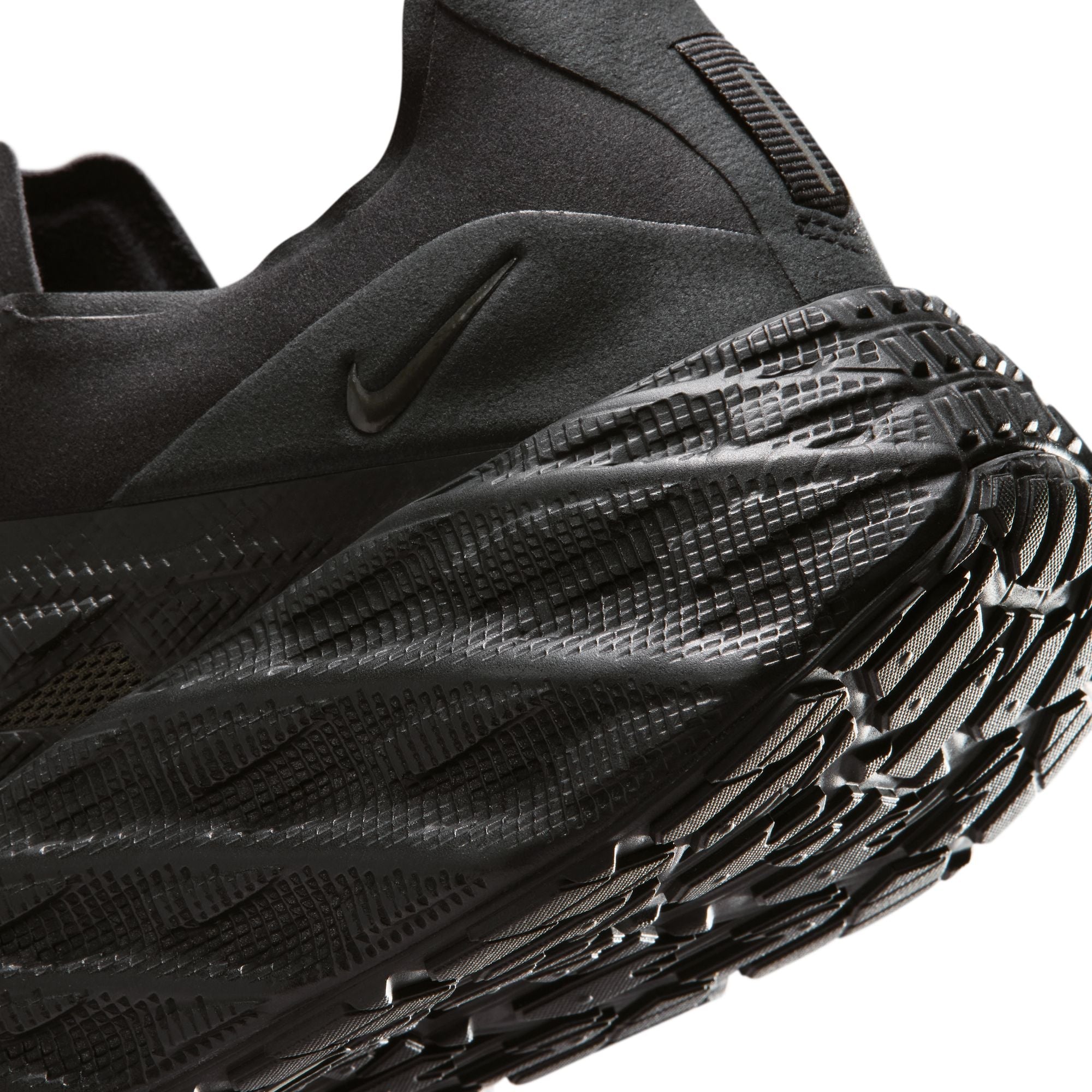 Nike Mens Ava Edge Shoes
