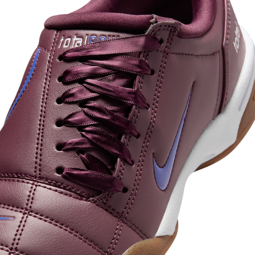 Nike Womens Total 90 Shoes