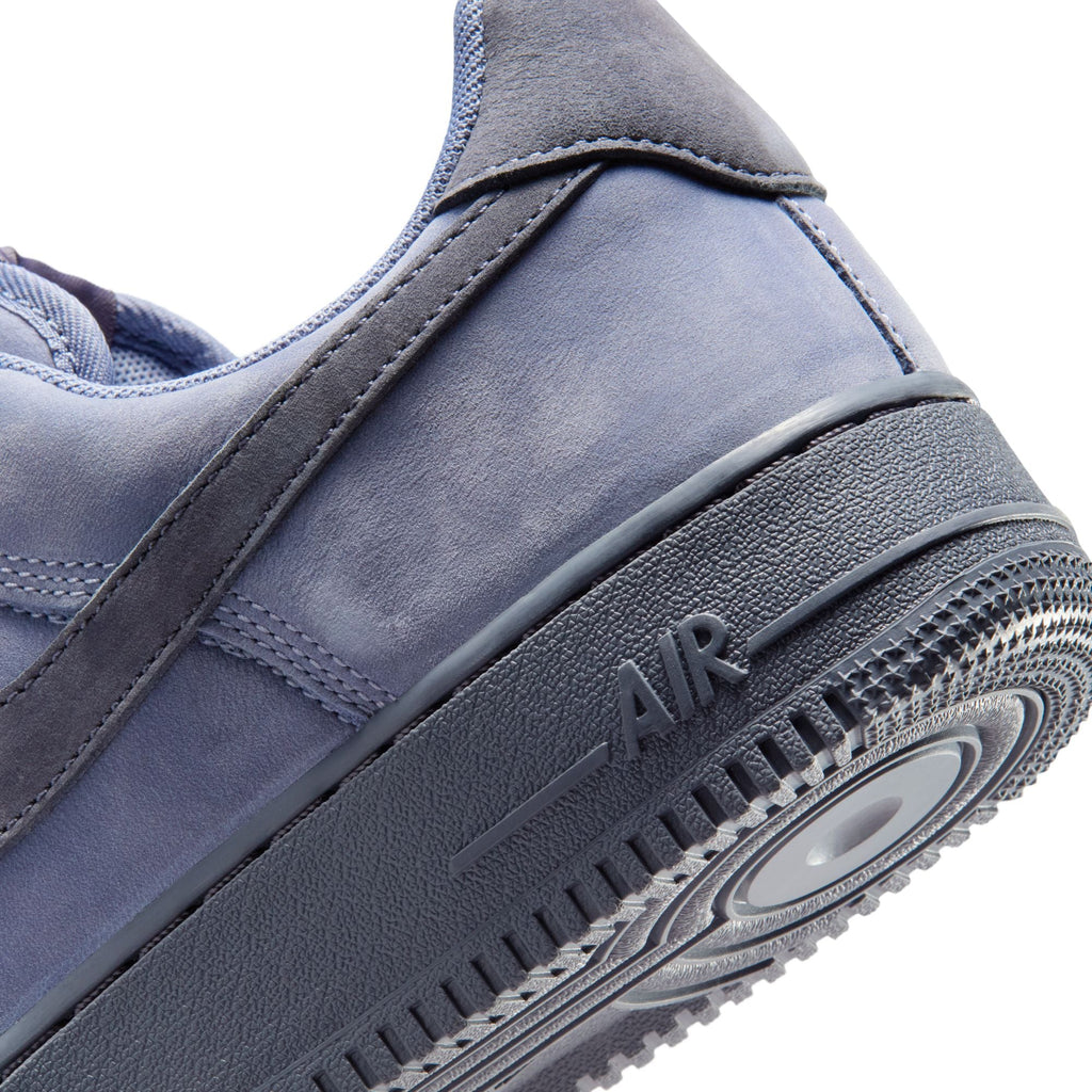 Nike Mens Air Force 1 Low Retro Premium Shoes