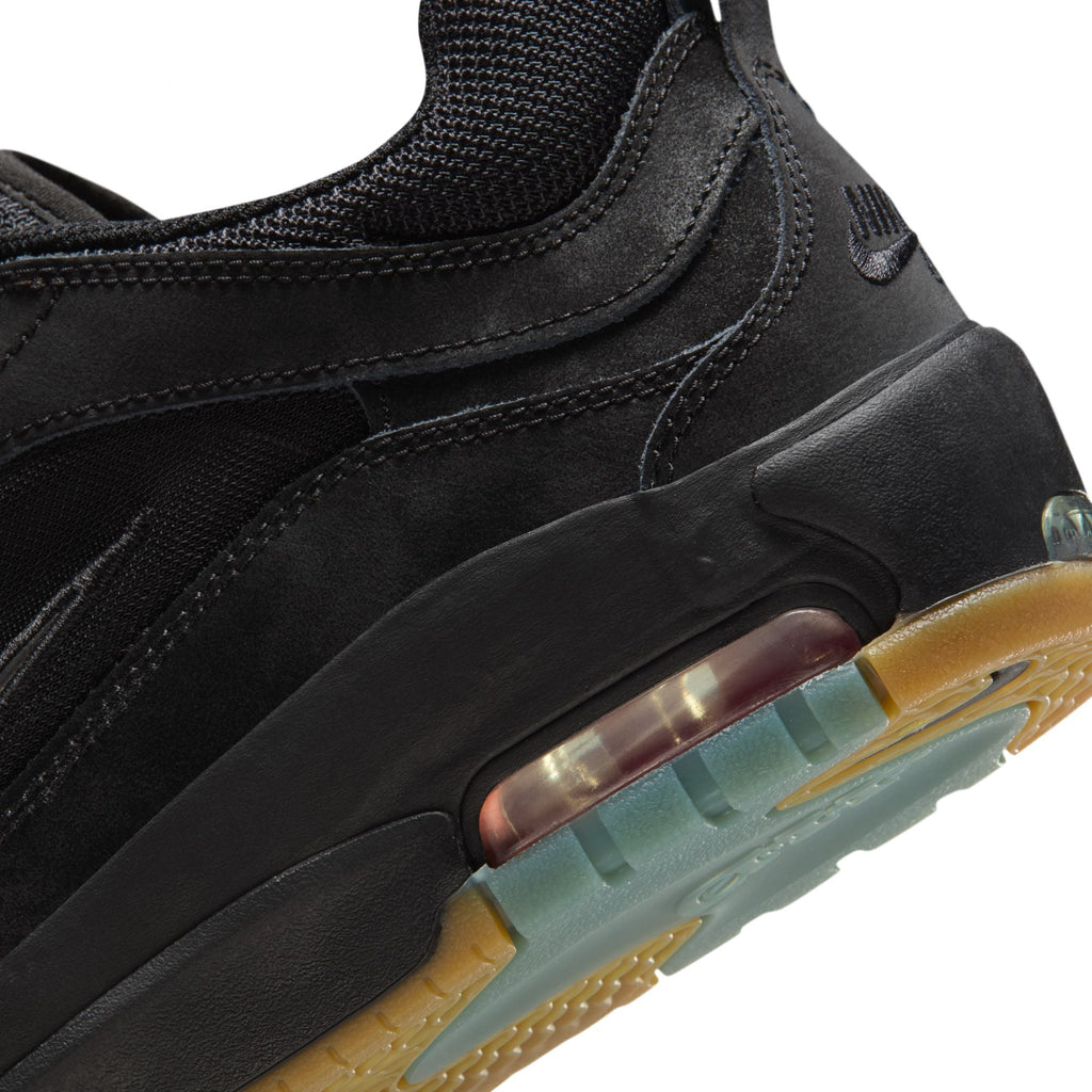Nike Mens Air Max Ishod Shoes