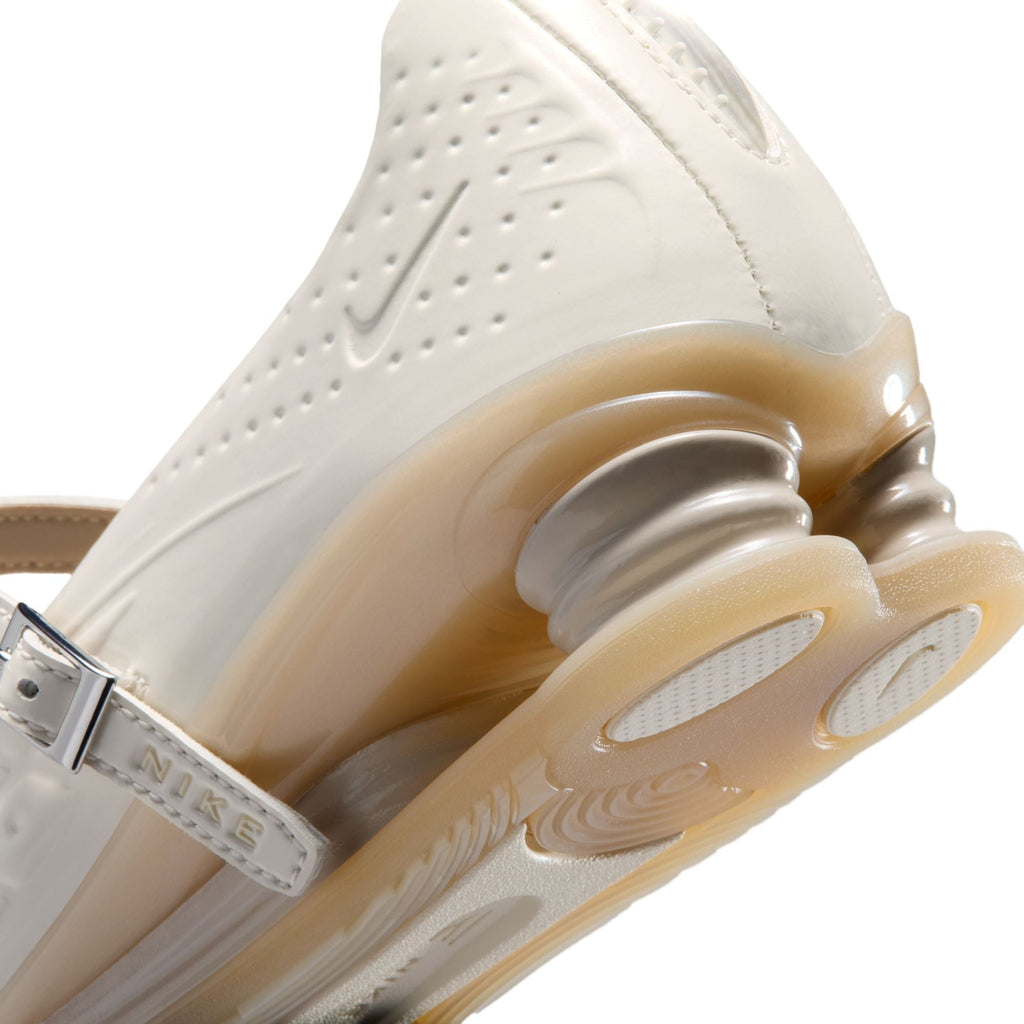 Nike Womens Shox Z Calistra Shoes