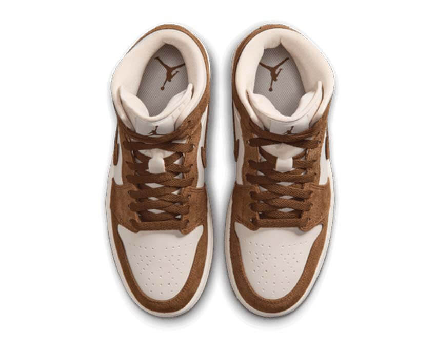 Air Jordan 1 Mid W "Light British Tan"