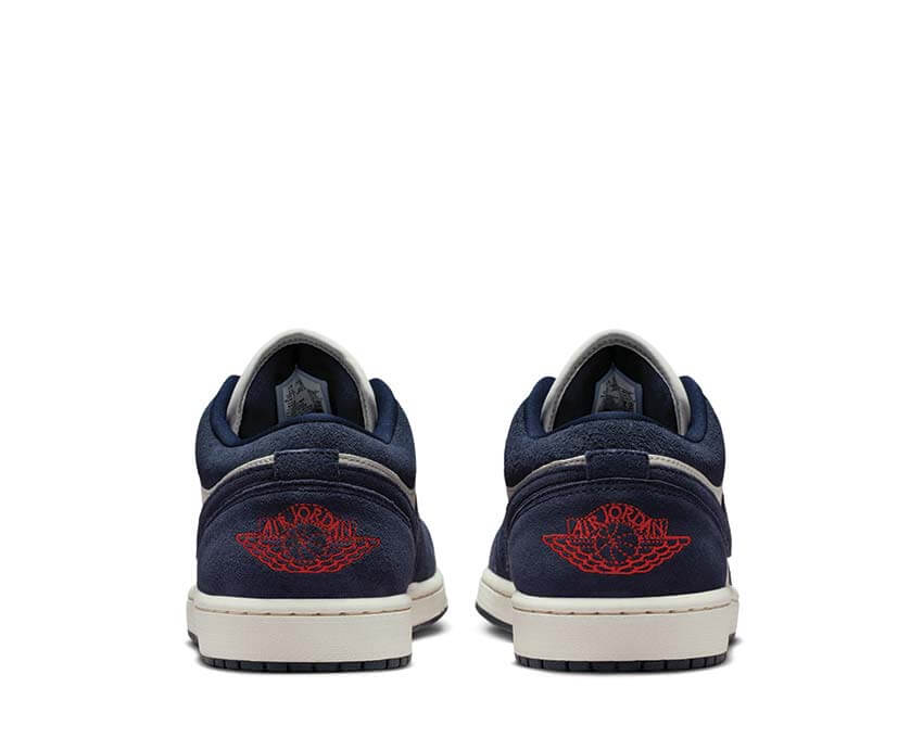Air Jordan 1 Low SE "Obsidian"