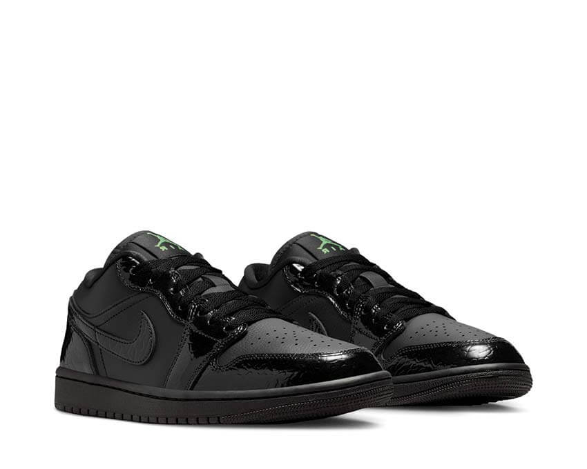 Air Jordan 1 Low SE W "Black"