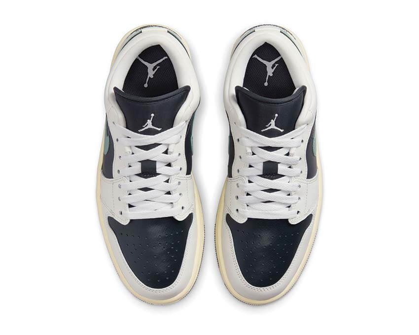 Air Jordan 1 Low W "Jade Smoke"