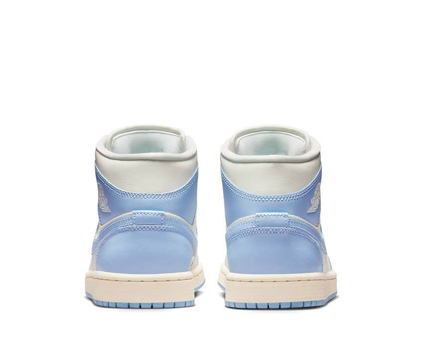 Air Jordan 1 Mid W "Psychic Blue"
