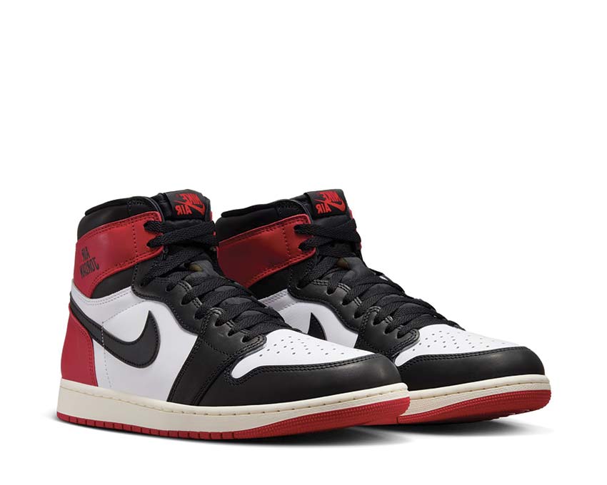 Air Jordan 1 Retro High OG "Black Toe"