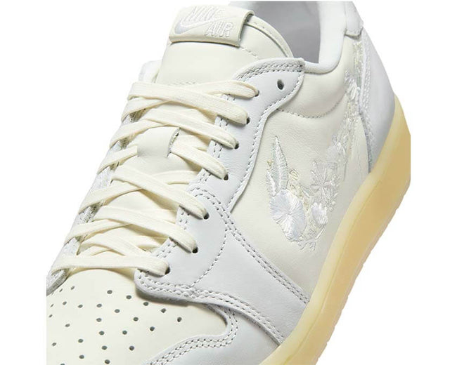 Air Jordan 1 Retro Low OG "Floral Swoosh" Main Image