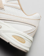 New Balance 740