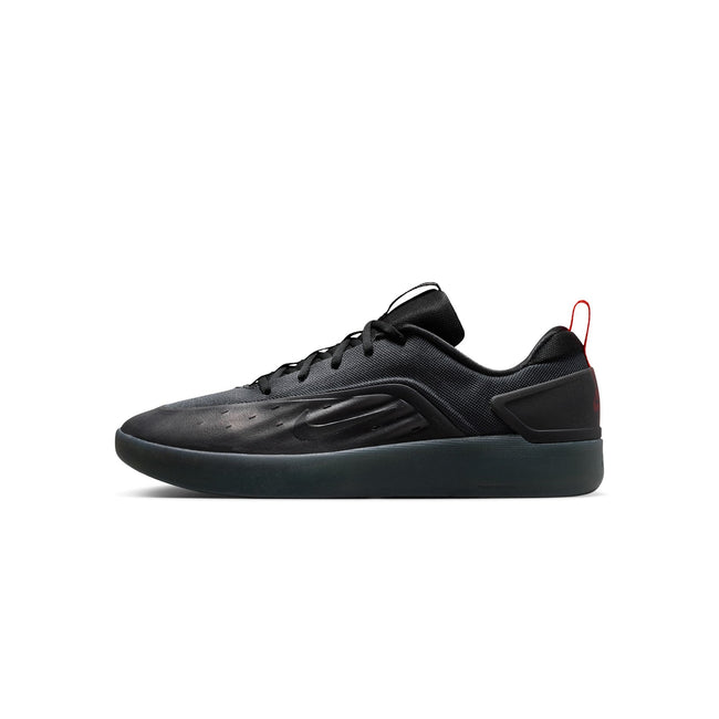 Nike SB Mens Zoom Nyjah 4 Shoes Hover Image
