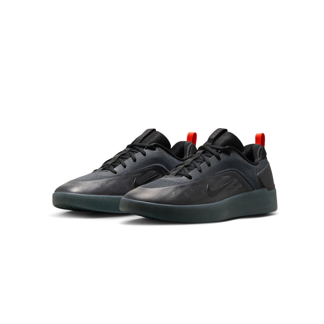 Nike SB Mens Zoom Nyjah 4 Shoes Main Image