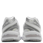GEL-1130 - White/Piedmont Grey