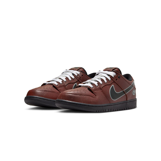 Nike SB x Limosine Skateboards Mens Dunk Low Pro Shoes Main Image