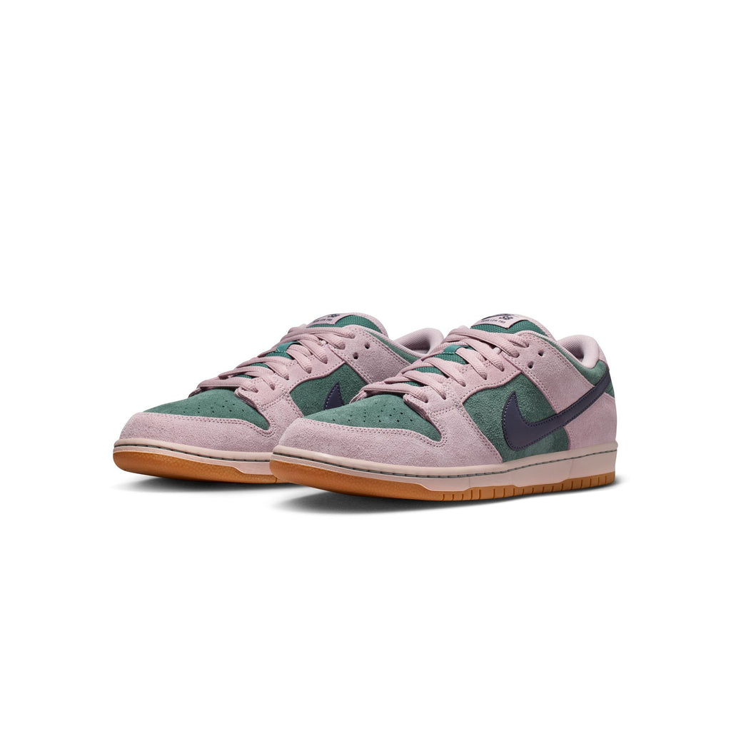Nike SB Mens Dunk Low Pro Shoes
