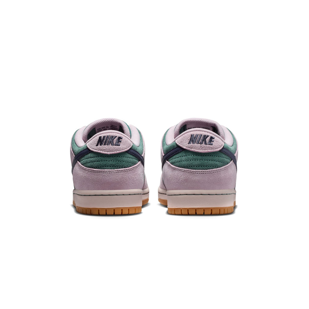 Nike SB Mens Dunk Low Pro Shoes