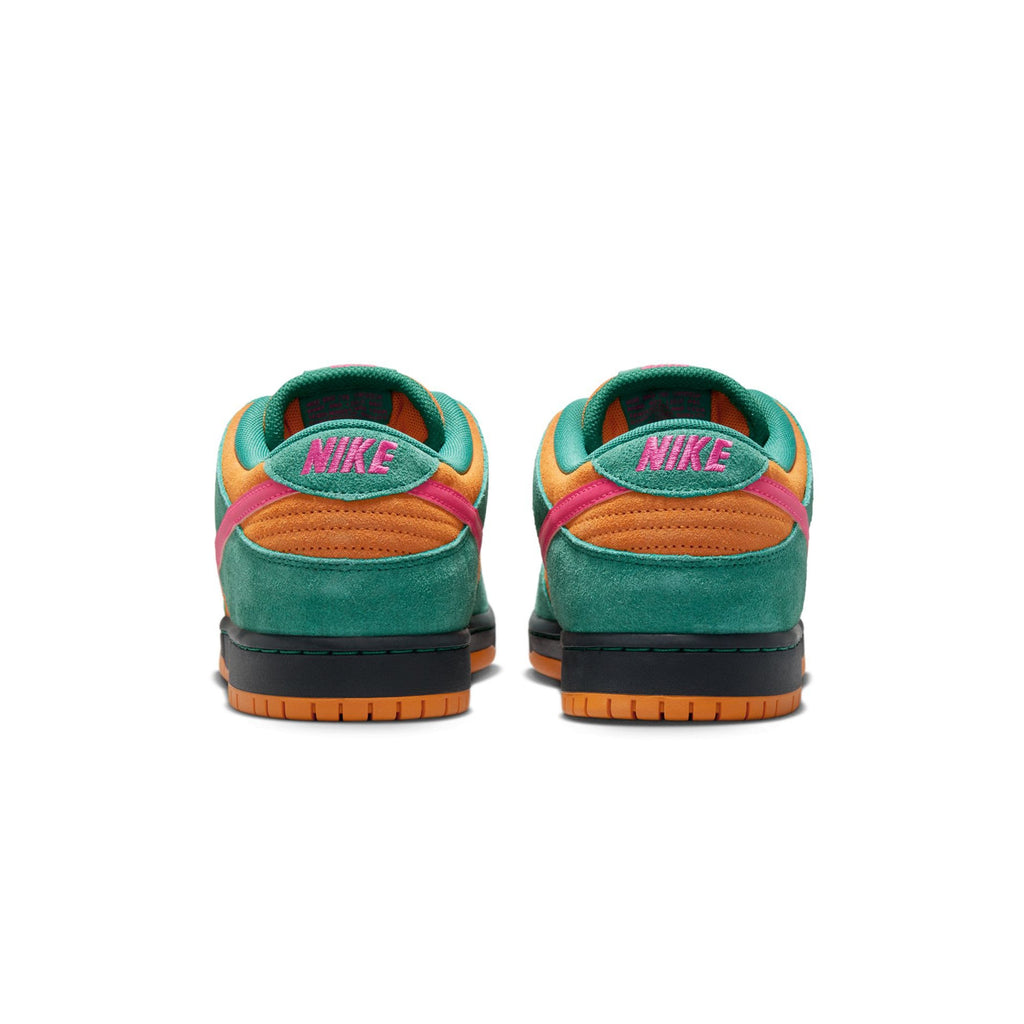Nike SB Mens Dunk Low Pro Shoes