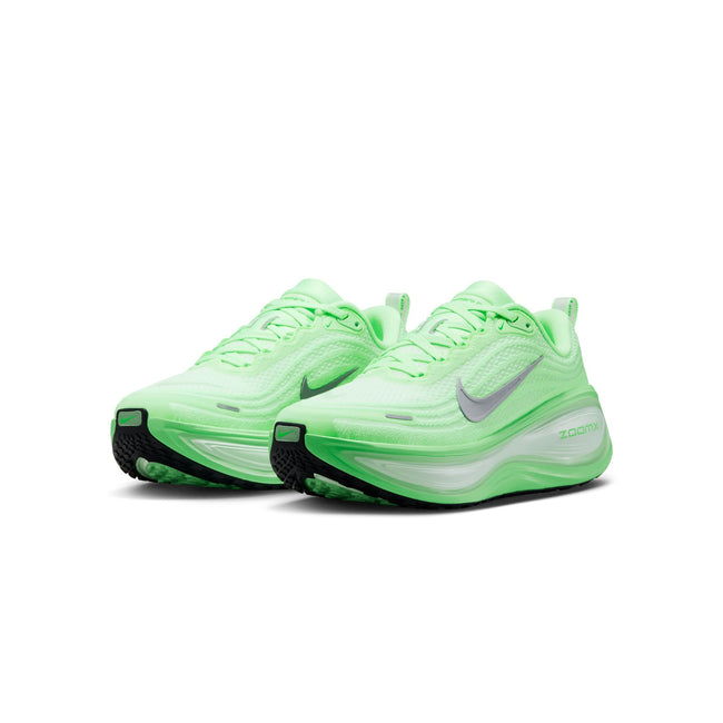 Nike Womens Vomero Plus Shoes Main Image