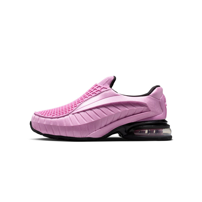 Nike Womens Air Max Dolce Shoes Hover Image