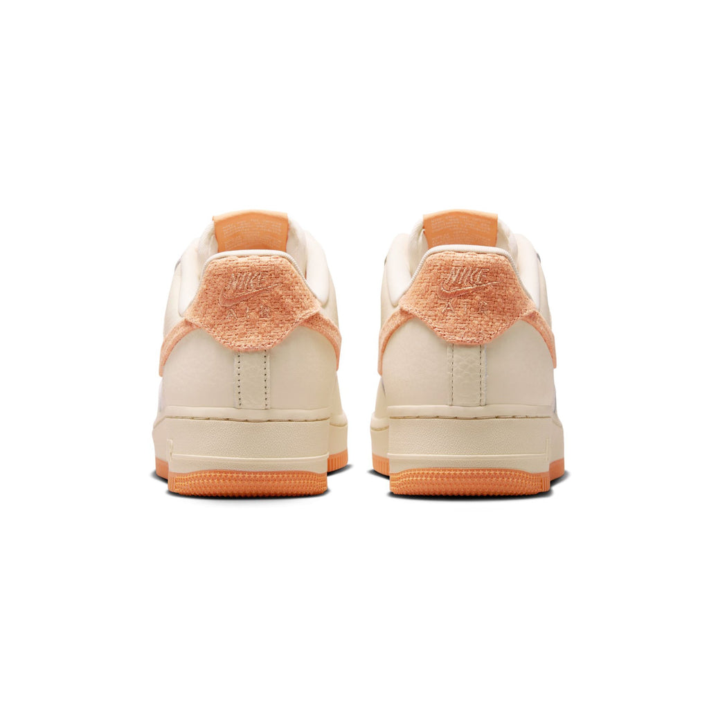 Nike Womens Air Force 1 '07 Shoes