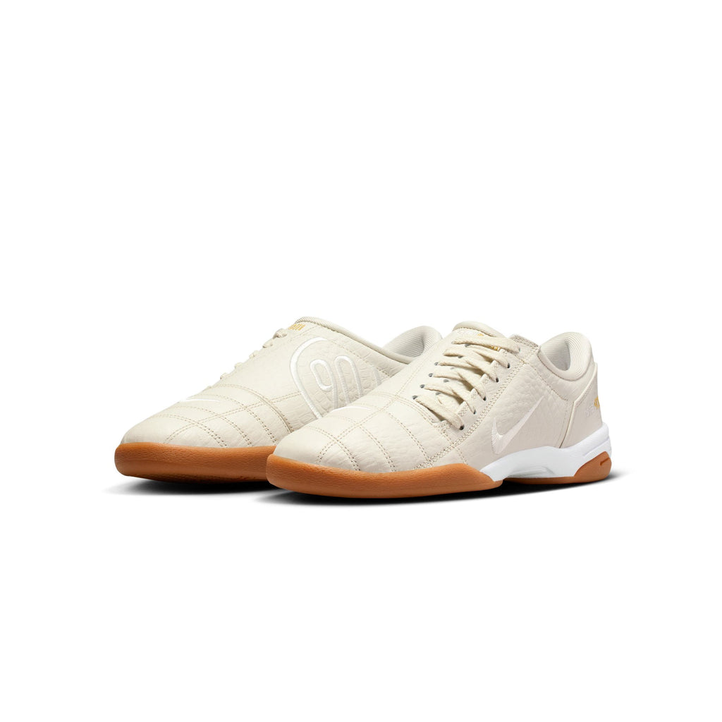 Nike Womens Total 90 Shoes