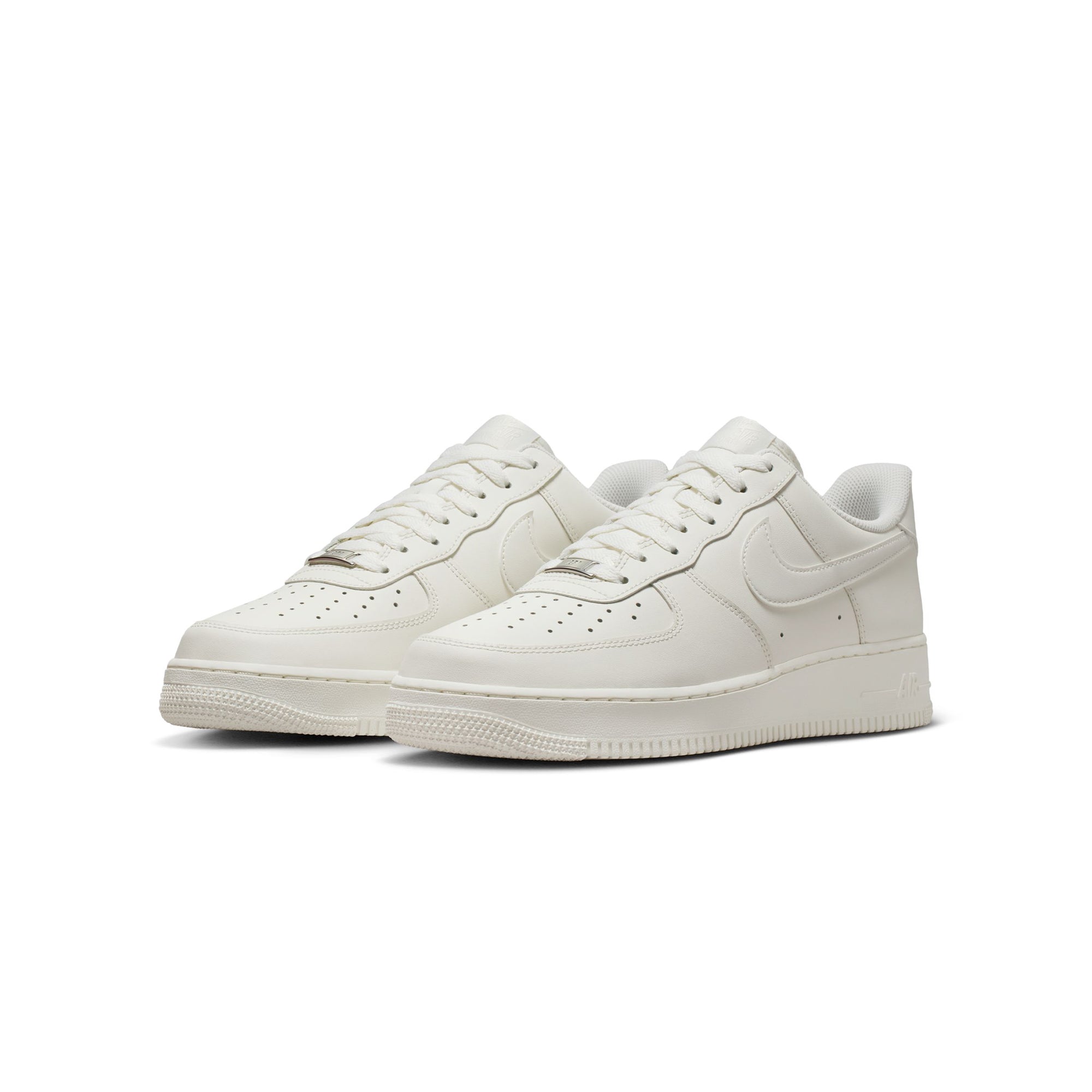 Nike Mens Air Force 1 '07 Shoes