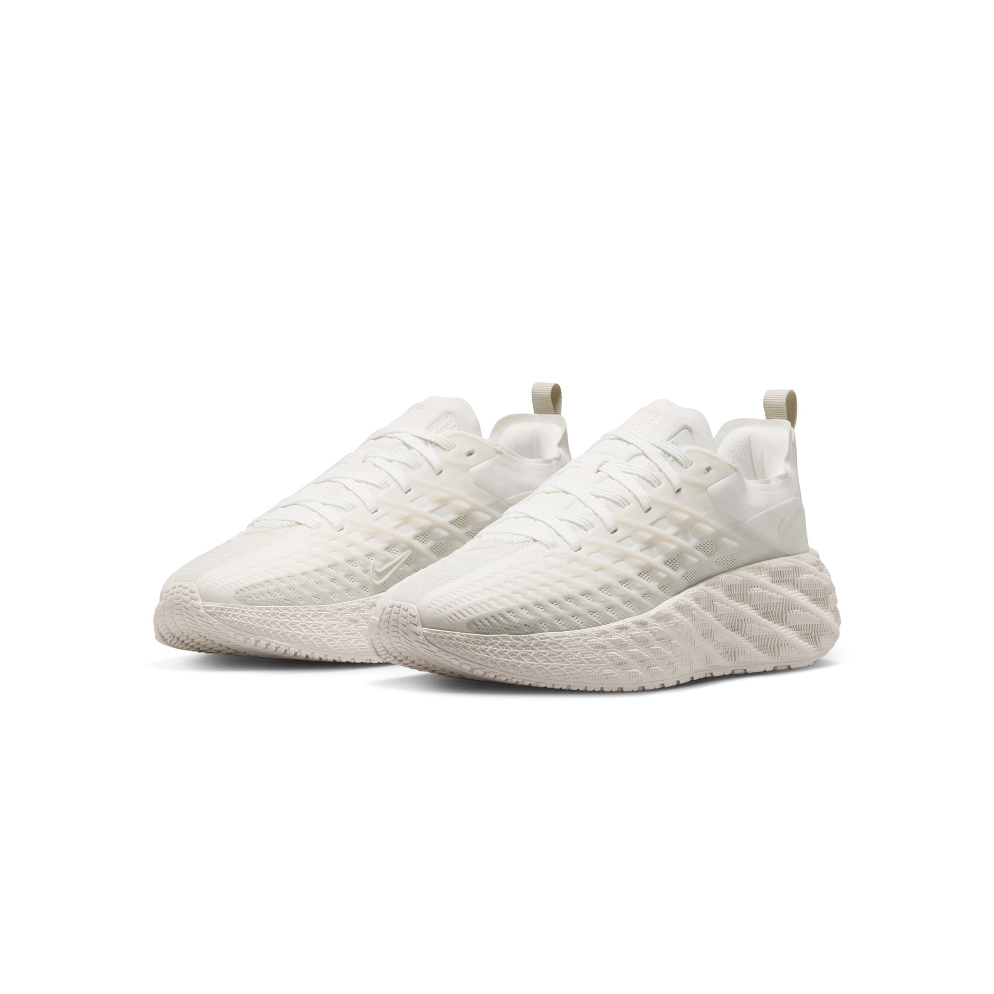 Nike Mens Ava Edge Shoes
