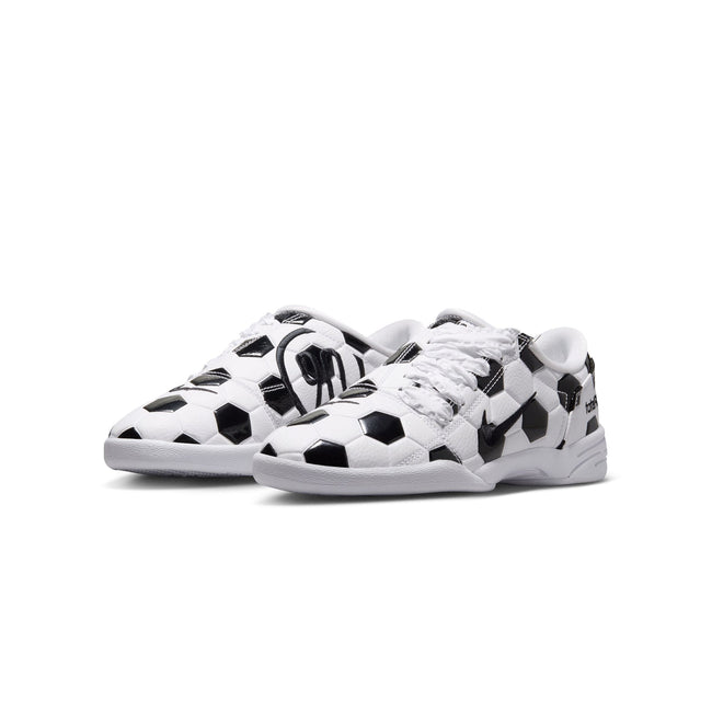 Nike Womens Total 90 Shoes Main Image