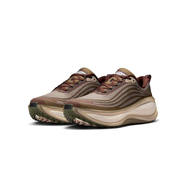 Nike Mens Vomero Plus QS Shoes Main Image