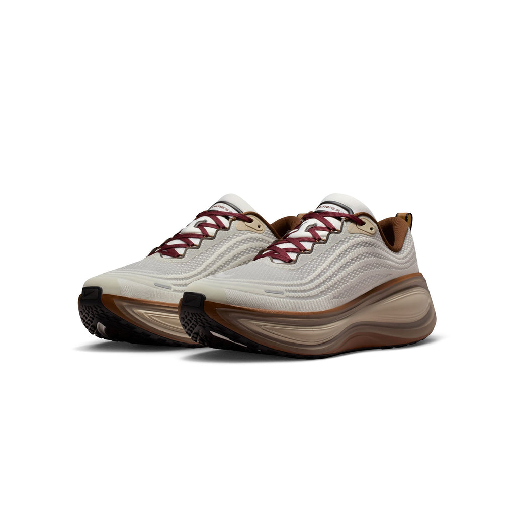 Nike Mens Vomero Plus QS Shoes