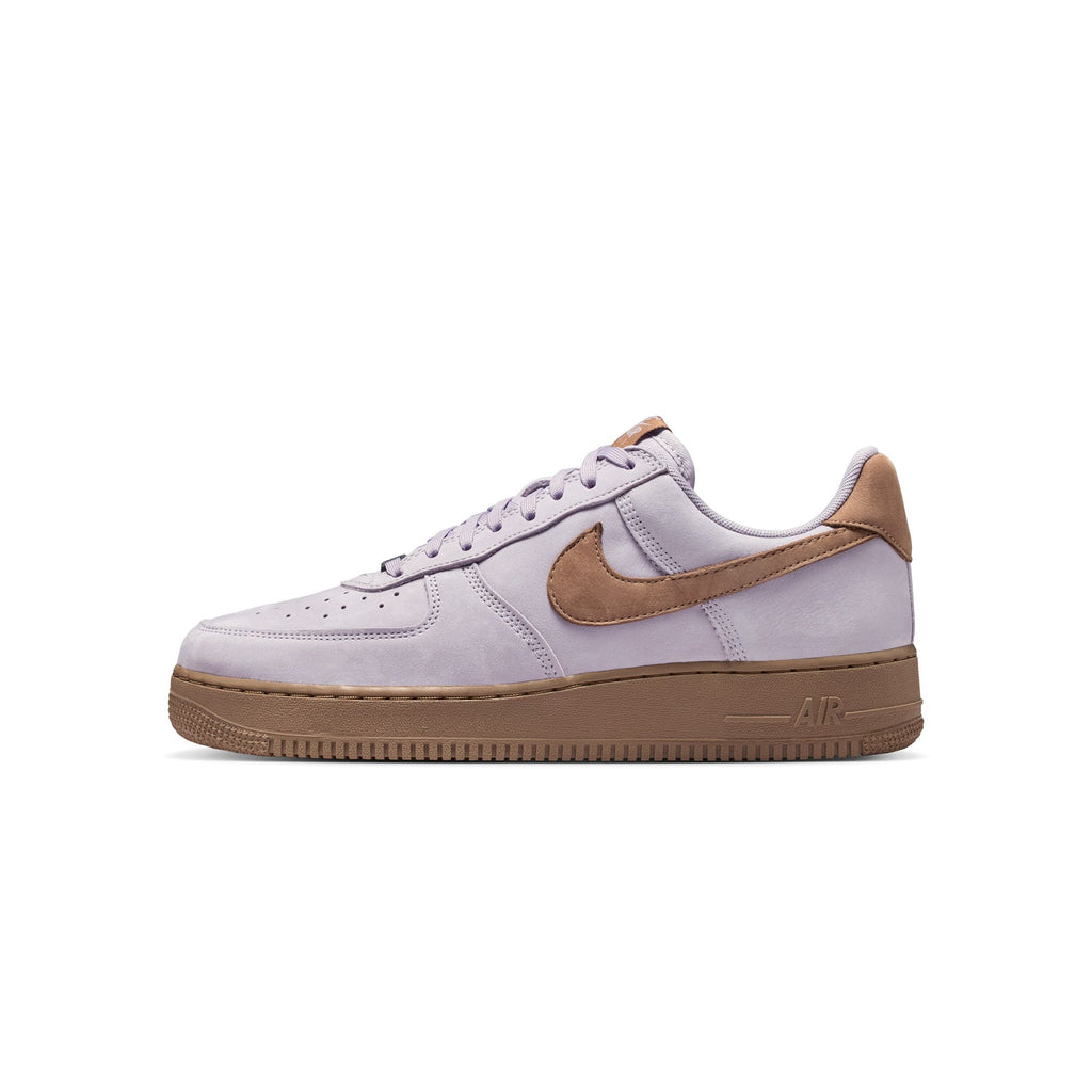Nike Mens Air Force 1 Low Retro Premium Shoes