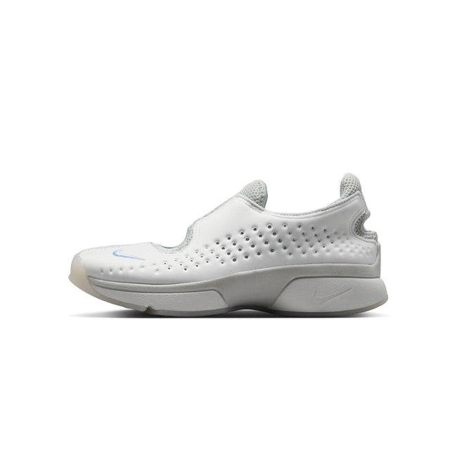 Nike Womens Rift 2 Shoes Hover Image