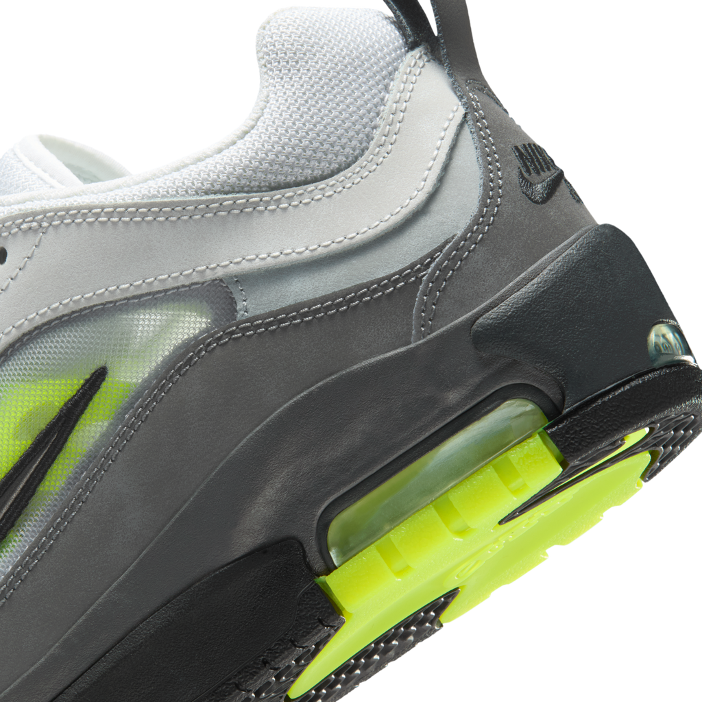 Nike Mens Air Max Ishod Shoes
