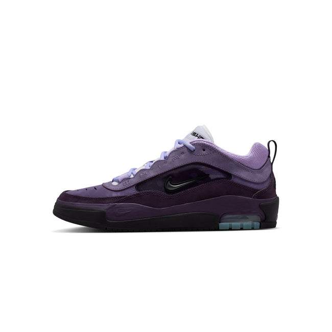 Nike SB Mens Air Max Ishod Shoes Hover Image